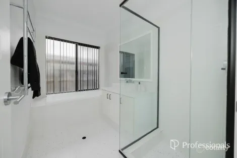 Property photo of 12 Moseley Drive The Vines WA 6069