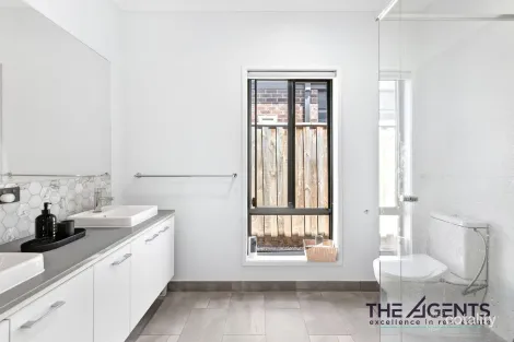 Property photo of 13 Cosgrove Drive Maddingley VIC 3340