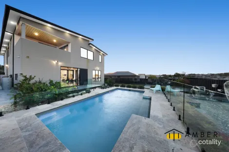 Property photo of 16 Observer Terrace Mernda VIC 3754