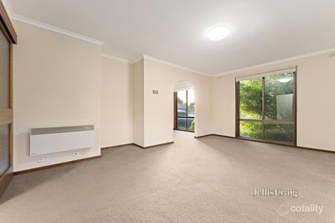 Property photo of 18 Jemacra Place Mount Clear VIC 3350