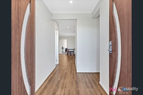 Property photo of 5 Heath Avenue Rockbank VIC 3335