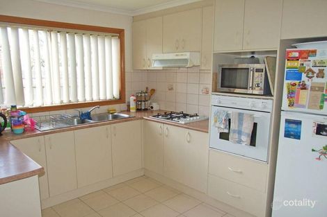 Property photo of 16 Capri Court Pakenham VIC 3810