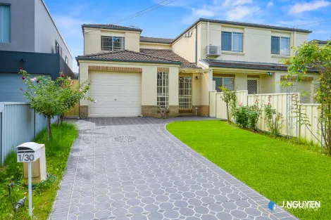 1/30 Madeline St, Fairfield West, NSW 2165