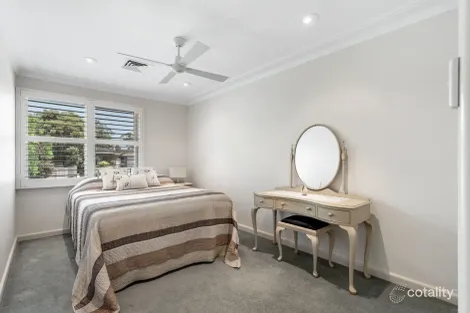 Property photo of 1 Adelong Place Camden South NSW 2570