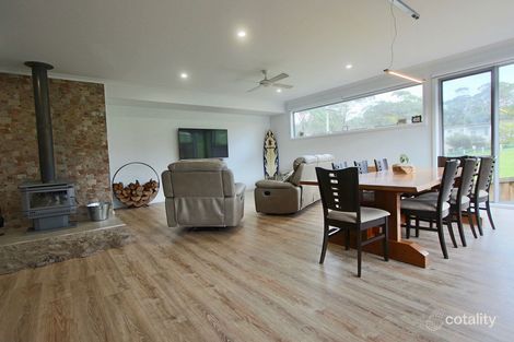 Property photo of 4 Cross Street Lake Tyers Beach VIC 3909