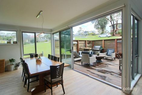 Property photo of 4 Cross Street Lake Tyers Beach VIC 3909