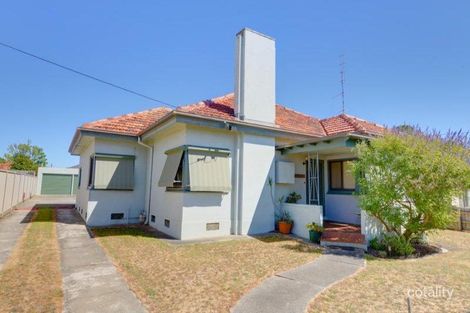 33 Brinkley Ave, Wendouree, VIC 3355