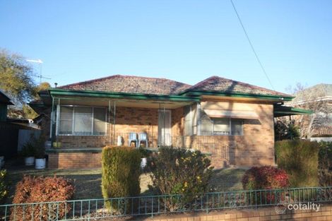 6 Blamey St, Turvey Park, NSW 2650