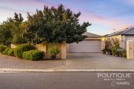 Property photo of 27 Pompei Crescent Stirling WA 6021