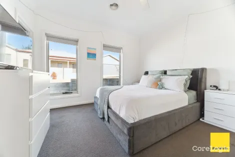 Property photo of 2/27 Macdougall Road Golden Square VIC 3555