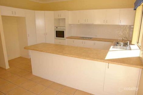 Property photo of 2/82 The Esplanade Paradise Point QLD 4216