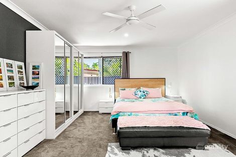 Property photo of 19 Wattle Glen Place Robina QLD 4226