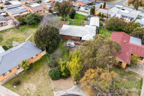 Property photo of 14 Coglin Place Kambah ACT 2902