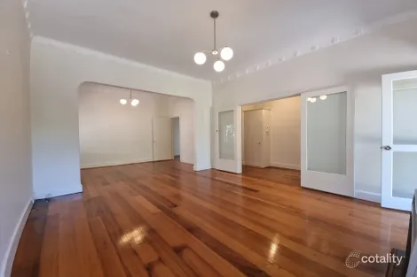Property photo of 1/1 Linlithgow Avenue Caulfield North VIC 3161
