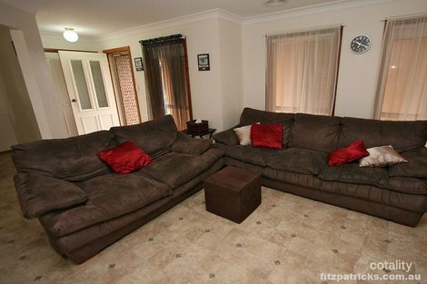 Property photo of 4 Boyd Place Tolland NSW 2650