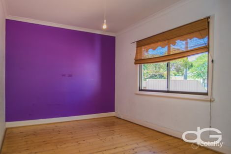 Property photo of 60 Snook Crescent Hilton WA 6163