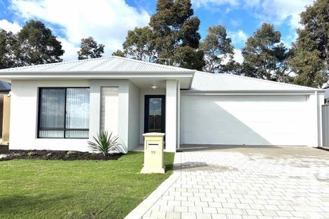 12 Flannigan App, Champion Lakes, WA 6111