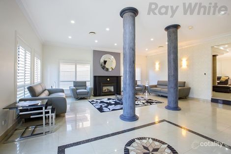 Property photo of 19 Harraden Drive West Hoxton NSW 2171