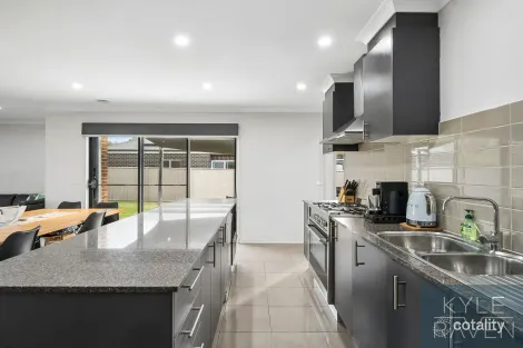 Property photo of 39 Trotman Drive Wangaratta VIC 3677