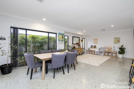 Property photo of 15 Canopy Circuit Forrestfield WA 6058