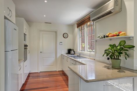 Property photo of 2/15 Belmore Road Balwyn North VIC 3104