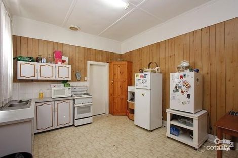 Property photo of 208 Wommara Avenue Belmont North NSW 2280