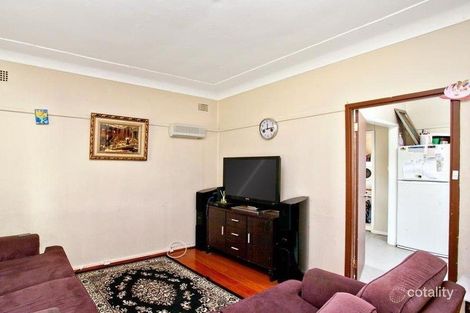 Property photo of 13 Fielders Street Seven Hills NSW 2147