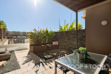 Property photo of 5 Tarni Court New Port SA 5015