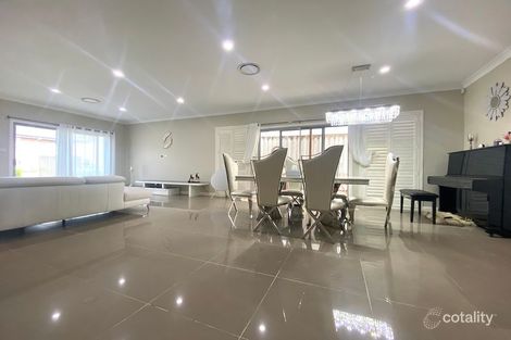 Property photo of 2 Asimus Circuit Elderslie NSW 2570
