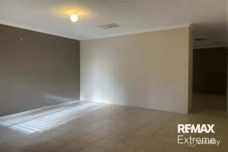 Property photo of 18 Woodstock Way Butler WA 6036