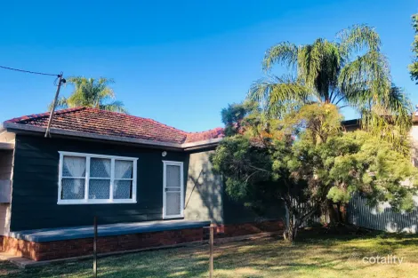 28 Zora St, Warren, NSW 2824