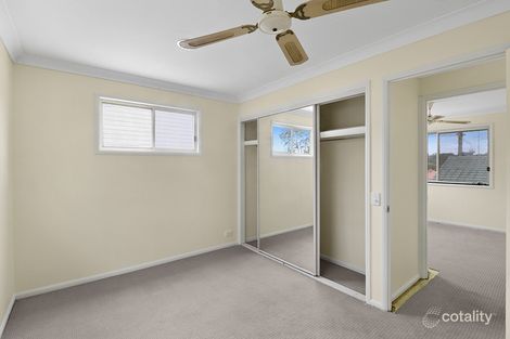 Property photo of 26 Harley Street Labrador QLD 4215