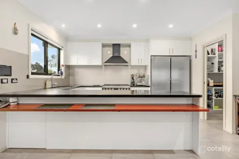 Property photo of 12 Cooley Crescent Casey ACT 2913