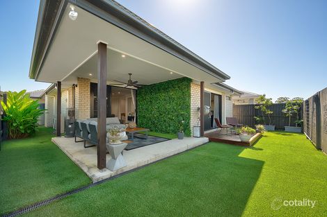 8 Canambie St, Palmview, QLD 4553