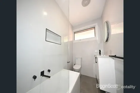 Property photo of 3/13-15 Jordan Grove Glen Waverley VIC 3150