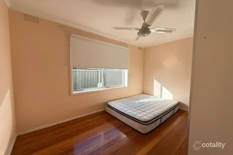 Property photo of 87 Gillespie Road Kings Park VIC 3021