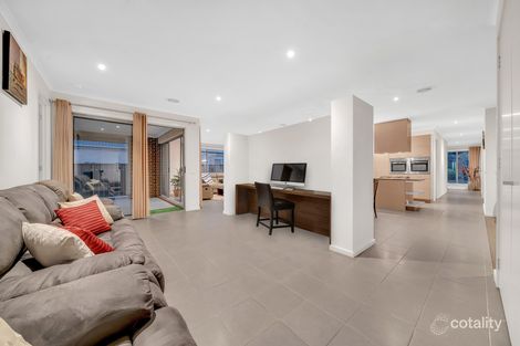 Property photo of 12 Seaton Court Tarneit VIC 3029