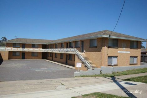 4/22 Stornaway Rd, Queanbeyan, NSW 2620