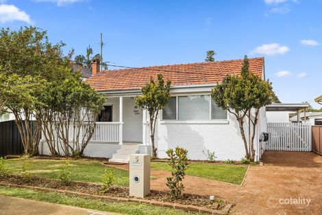 5 Exeter Ave, North Wollongong, NSW 2500
