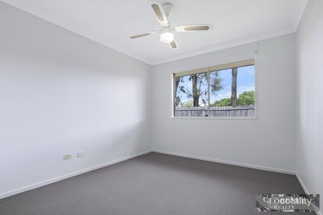 Property photo of 18 Oxford Place Fitzgibbon QLD 4018