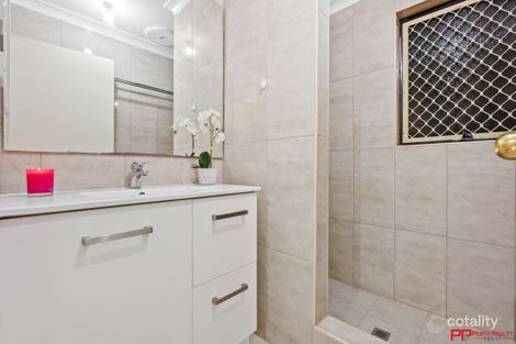 Property photo of 2/104 Broadway Bassendean WA 6054