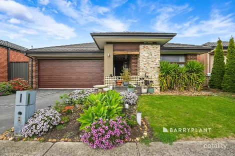 Property photo of 8 Falabela Road Clyde North VIC 3978