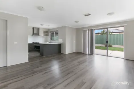 Property photo of 18 Mahogany Circuit Parafield Gardens SA 5107