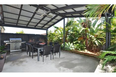 2/20 Crystal Reef Dr, Coombabah, QLD 4216