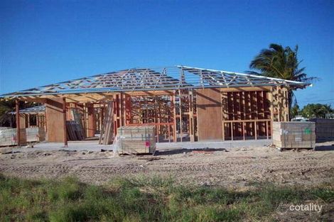 Property photo of 2/2 Summer Place Bowen QLD 4805