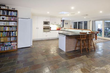 Property photo of 37 Cheviot Avenue Berwick VIC 3806