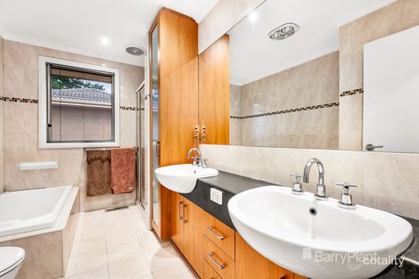 Property photo of 1/82 Bowen Road Doncaster East VIC 3109