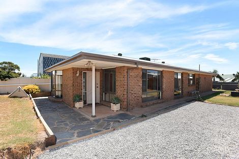 19 Aberdeen St, Sellicks Beach, SA 5174