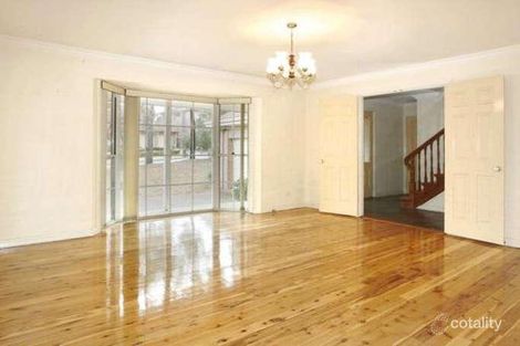 Property photo of 16 Strathalbyn Drive Oatlands NSW 2117