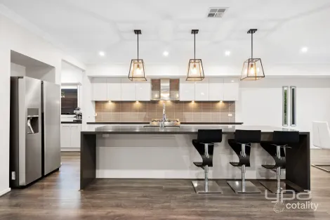 Property photo of 28 North Shore Drive Point Cook VIC 3030